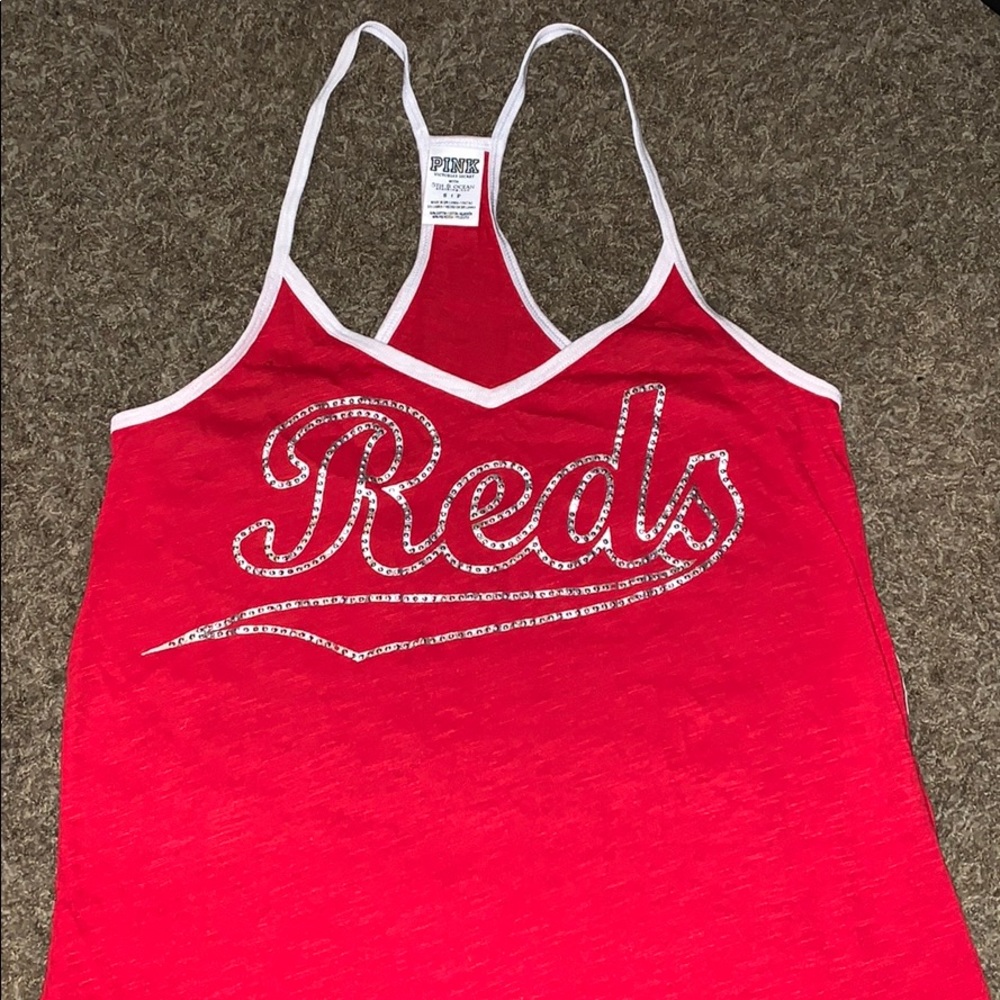 VS PINK Reds Tank - Picture 2 of 4